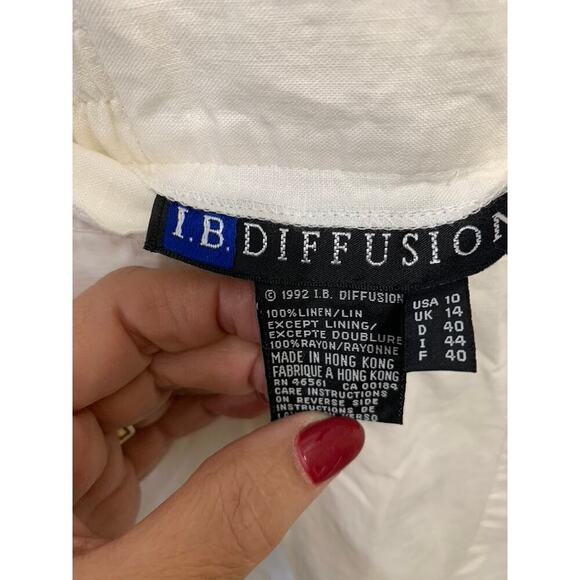 Women's White Bermuda Shorts Bundle Size‎ 10 - Picture 4 of 9